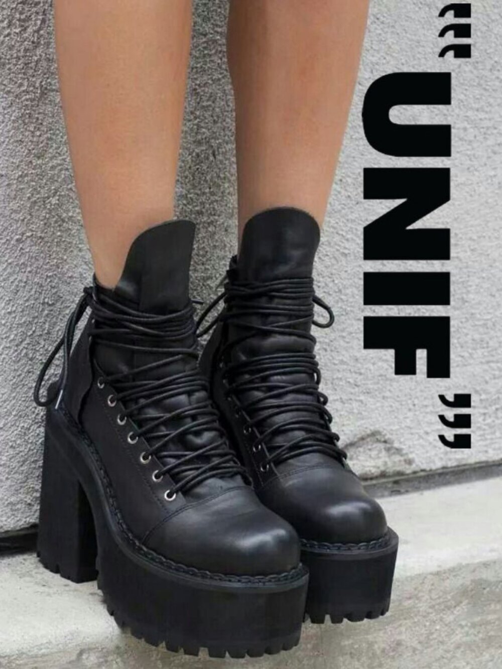 🖤💋HOT ITEM!💋🖤 UNIF THRASH 100% Leather Leace Up Platform Boots in Black